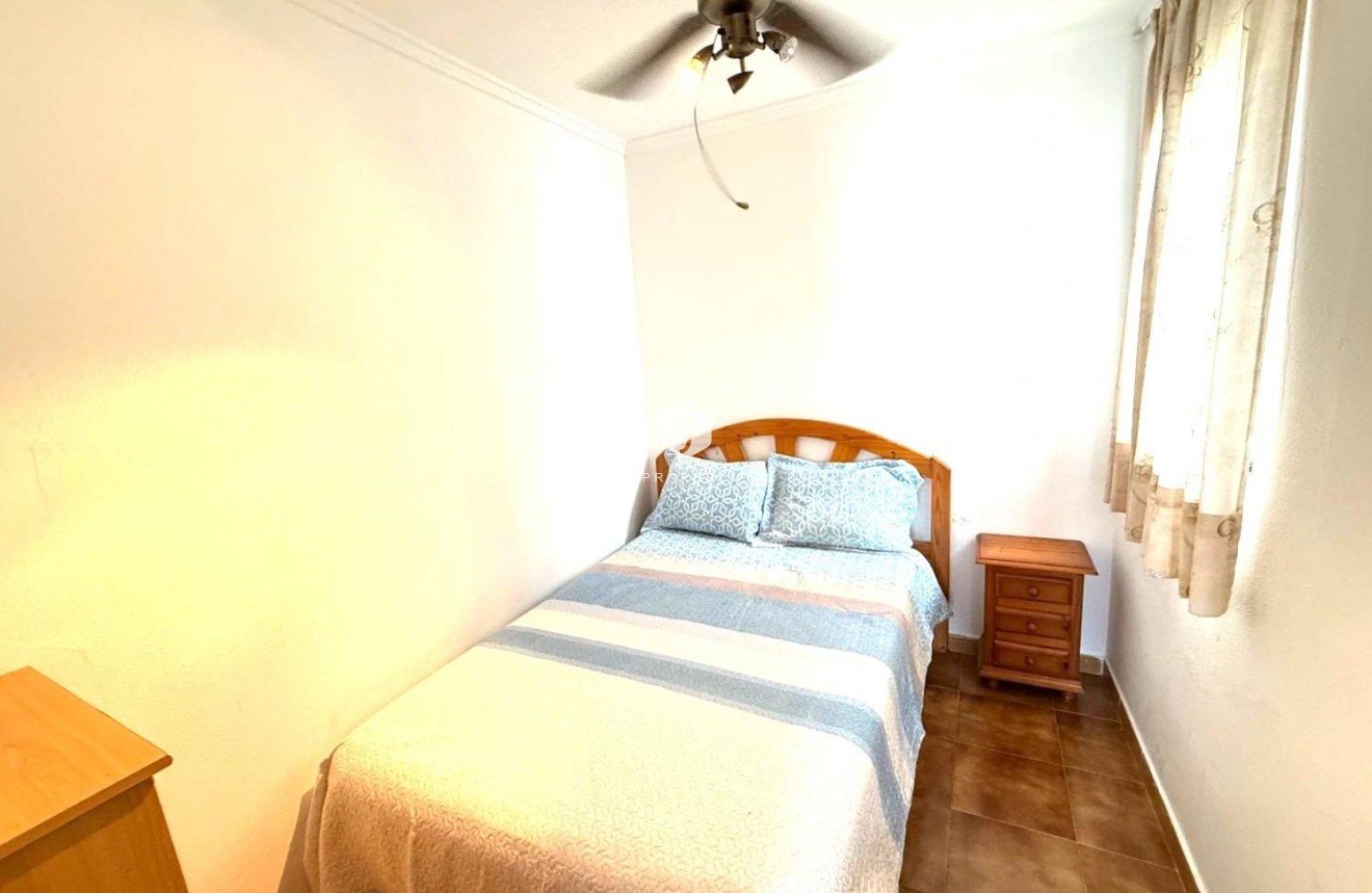 Segunda mano - Chalet -
Torrevieja - El chaparral