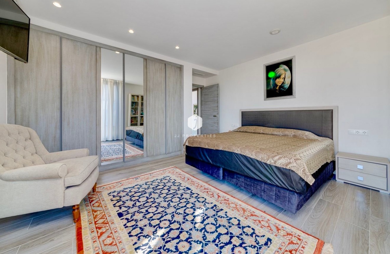 Aus zweiter Hand - Villa -
Torrevieja - Costa Blanca