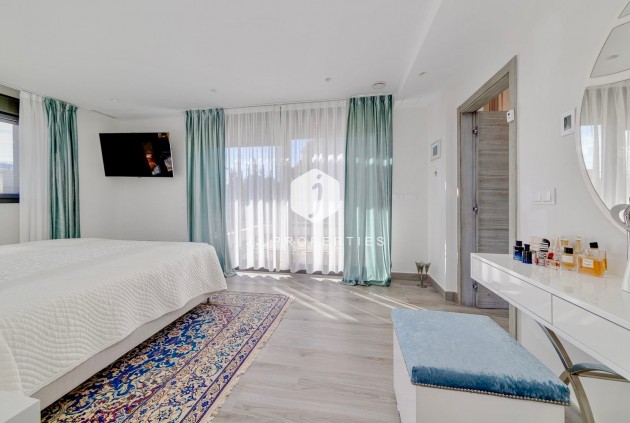 Aus zweiter Hand - Villa -
Torrevieja - Costa Blanca