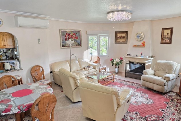 Tweedehands - Villa -
Orihuela Costa - Playa Flamenca