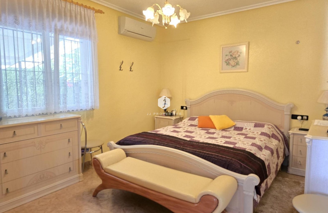 Tweedehands - Villa -
Orihuela Costa - Playa Flamenca