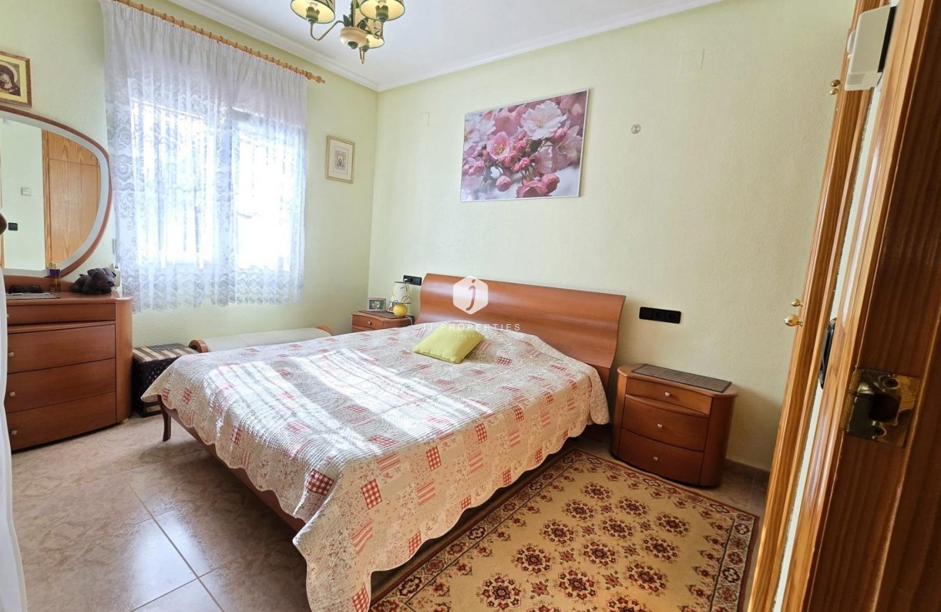 Tweedehands - Villa -
Orihuela Costa - Playa Flamenca