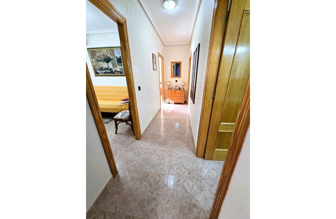 Tweedehands - Villa -
Orihuela Costa - Playa Flamenca