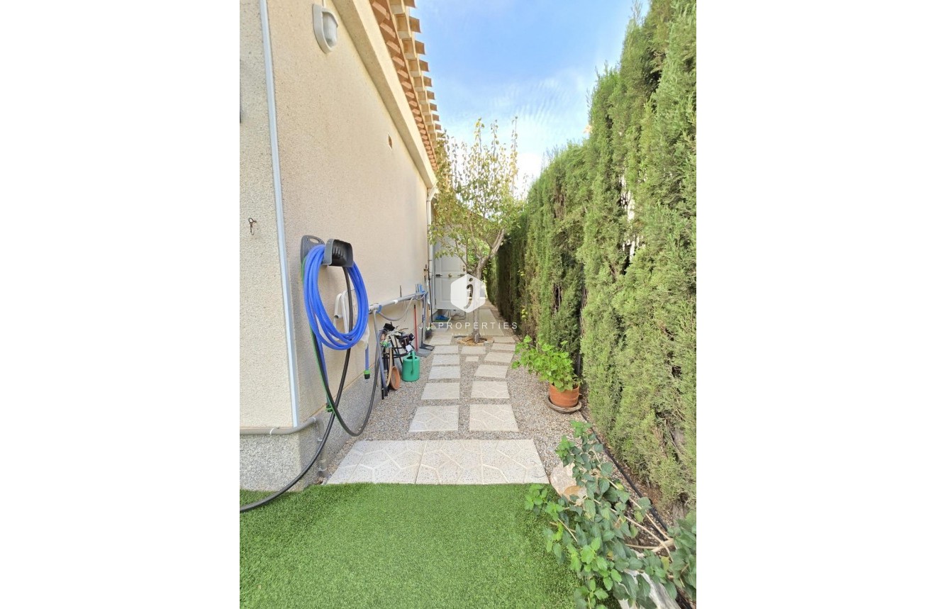 Tweedehands - Villa -
Orihuela Costa - Playa Flamenca