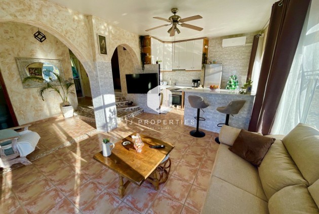 Segunda mano - Villa -
Ciudad Quesada - Costa Blanca