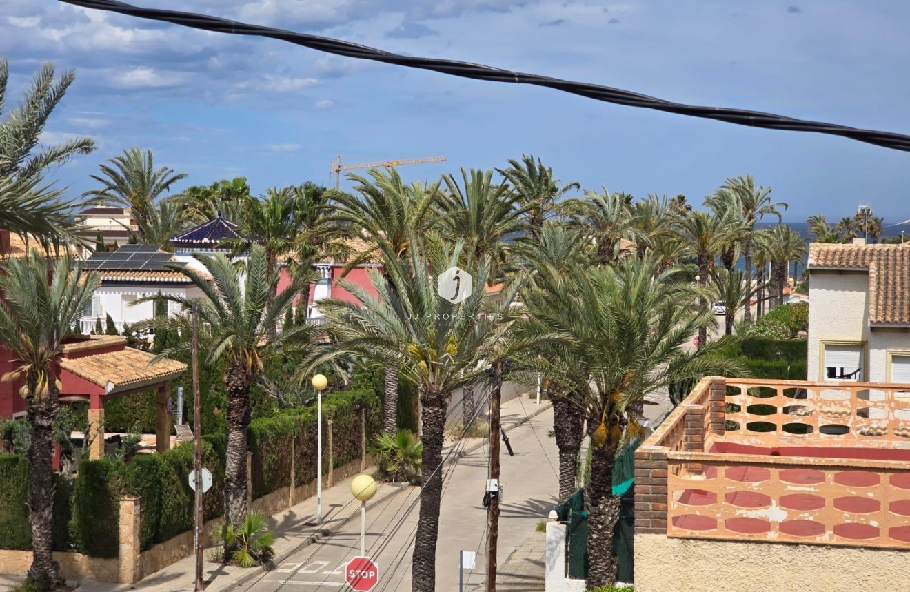 Z drugiej ręki - Villa -
Orihuela Costa - Cabo Roig