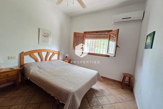 Z drugiej ręki - Villa -
Orihuela Costa - Cabo Roig