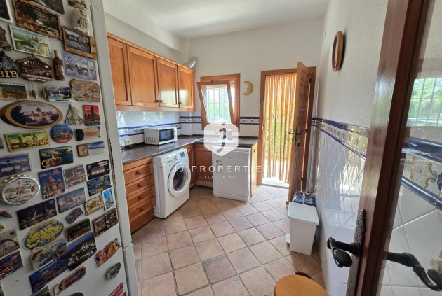 Z drugiej ręki - Villa -
Orihuela Costa - Cabo Roig