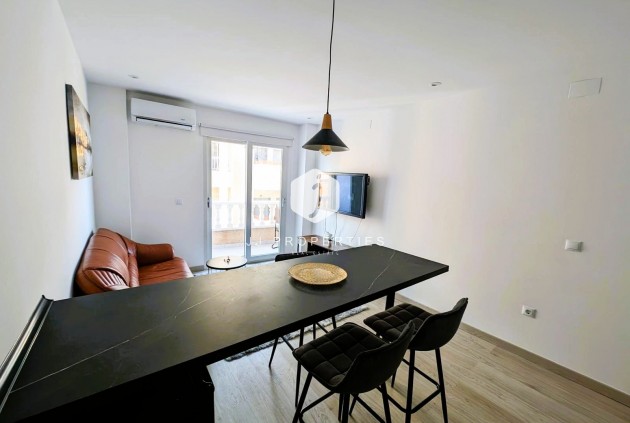 D'occasion - Appartement -
Torrevieja - Costa Blanca