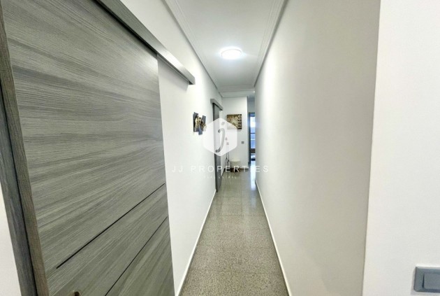 Z drugiej ręki - Mieszkanie w bloku -
Orihuela Costa - Costa Blanca