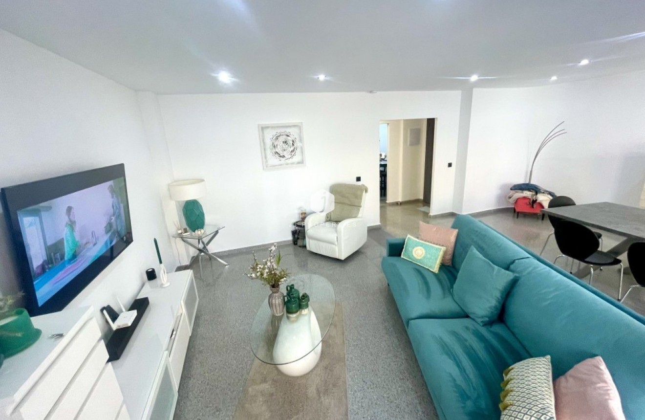 Z drugiej ręki - Mieszkanie w bloku -
Orihuela Costa - Costa Blanca