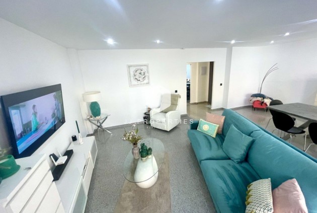 Z drugiej ręki - Mieszkanie w bloku -
Orihuela Costa - Costa Blanca