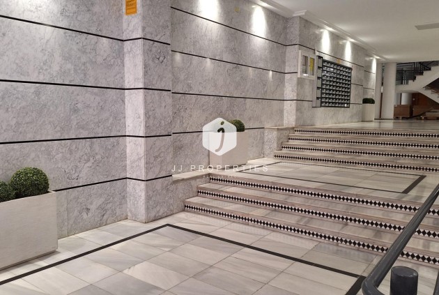 Segunda mano - Apartamento / piso -
Torrevieja - Acequion