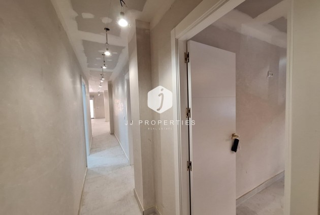 Segunda mano - Apartamento / piso -
Torrevieja - Acequion