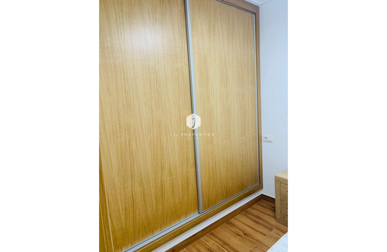 Segunda mano - Apartamento / piso -
Torrevieja - Playa del Cura