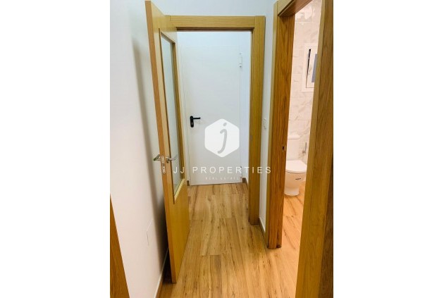 Segunda mano - Apartamento / piso -
Torrevieja - Playa del Cura