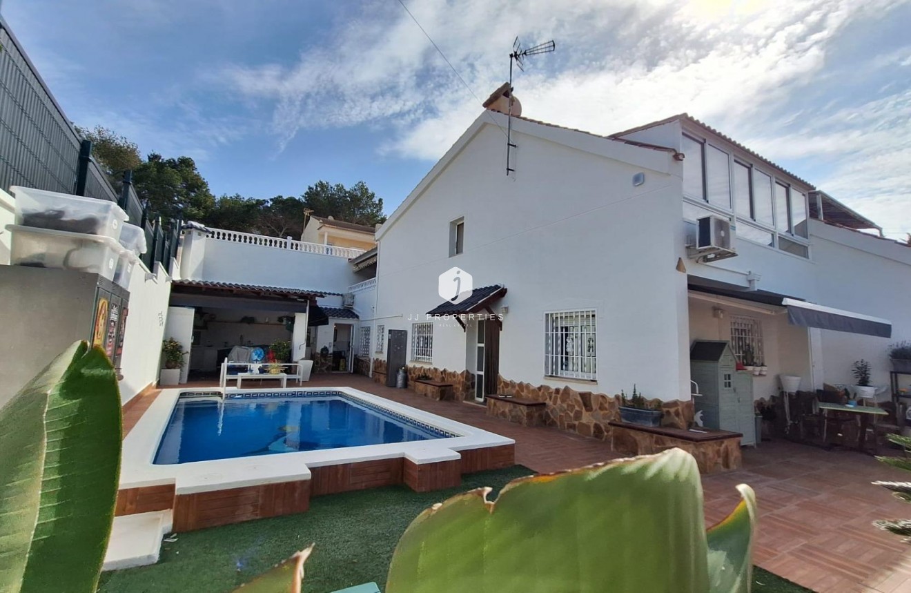 Segunda mano - Villa -
Torrevieja - Los Balcones - Los Altos del Edén