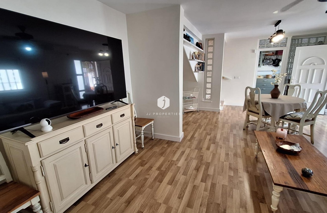 Segunda mano - Villa -
Torrevieja - Los Balcones - Los Altos del Edén