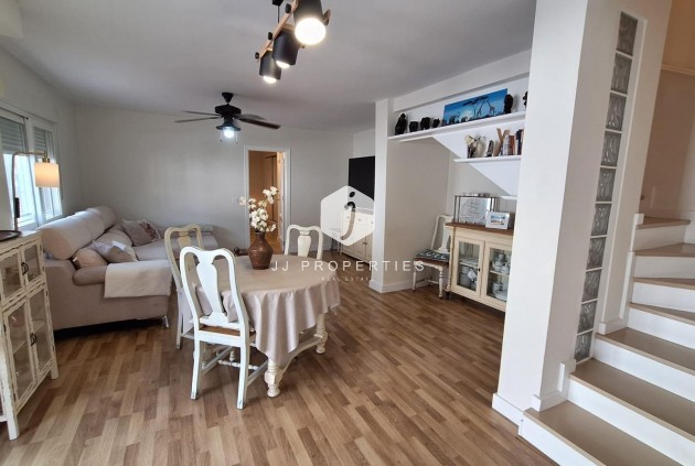 Segunda mano - Villa -
Torrevieja - Los Balcones - Los Altos del Edén