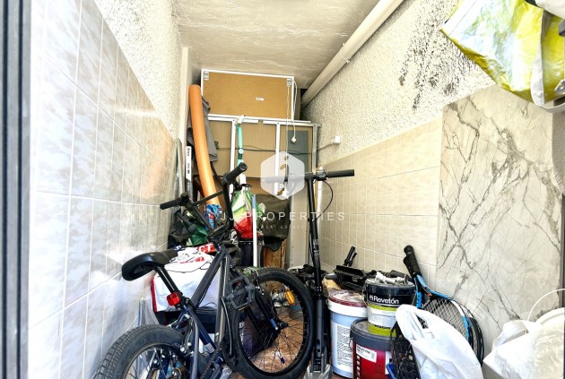 Z drugiej ręki - Szalet -
San Miguel de Salinas - Inland