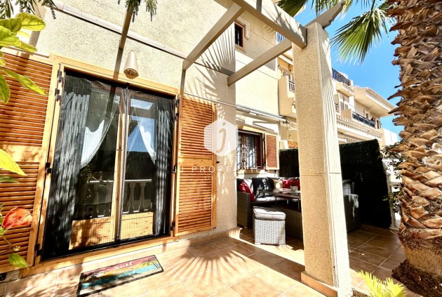 Segunda mano - Chalet -
Playa Flamenca - Costa Blanca