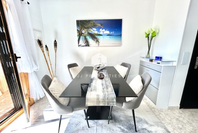 Segunda mano - Chalet -
Playa Flamenca - Costa Blanca