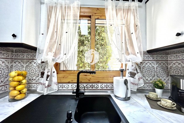 Segunda mano - Chalet -
Playa Flamenca - Costa Blanca