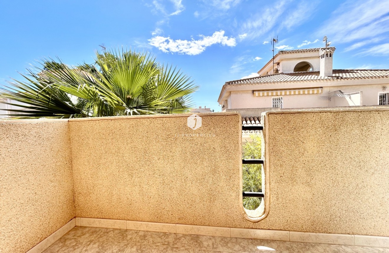 Segunda mano - Chalet -
Playa Flamenca - Costa Blanca