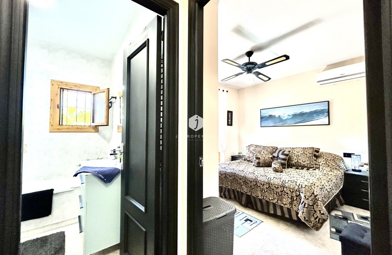 Segunda mano - Chalet -
Playa Flamenca - Costa Blanca