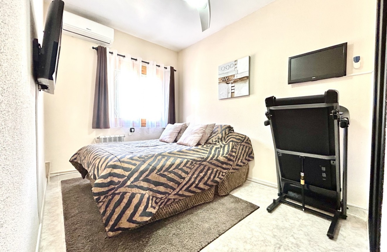 Segunda mano - Chalet -
Playa Flamenca - Costa Blanca