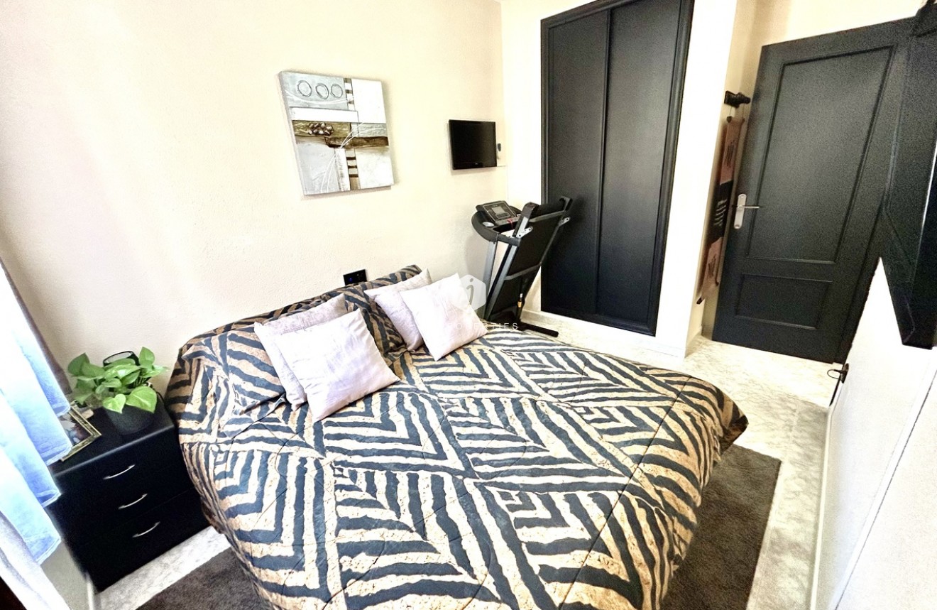 Segunda mano - Chalet -
Playa Flamenca - Costa Blanca