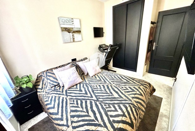 Segunda mano - Chalet -
Playa Flamenca - Costa Blanca