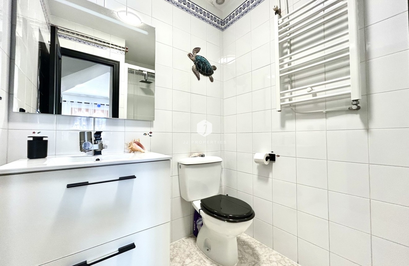 Segunda mano - Chalet -
Playa Flamenca - Costa Blanca