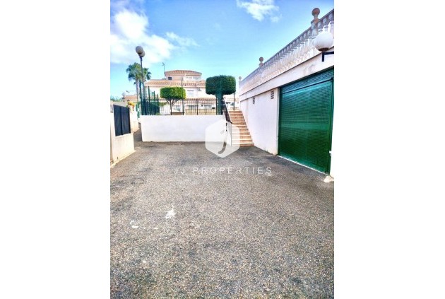 Segunda mano - Chalet -
Playa Flamenca - Costa Blanca