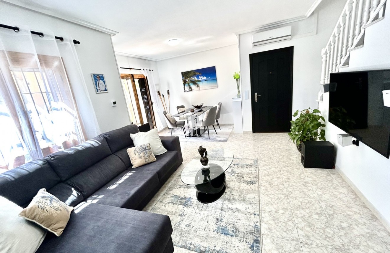 Segunda mano - Chalet -
Playa Flamenca - Costa Blanca