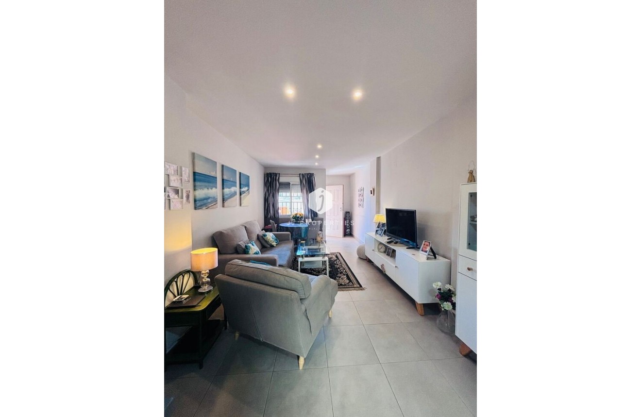 Segunda mano - Apartamento / piso -
Torrevieja - Costa Blanca