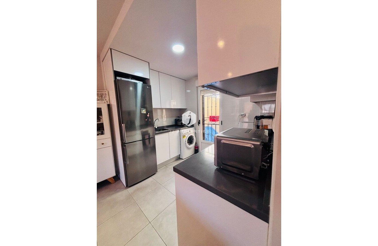 Segunda mano - Apartamento / piso -
Torrevieja - Costa Blanca