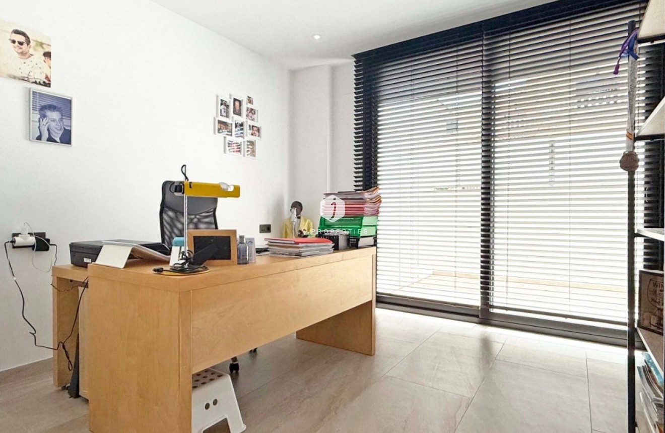 Segunda mano - Villa -
Orihuela Costa - Costa Blanca