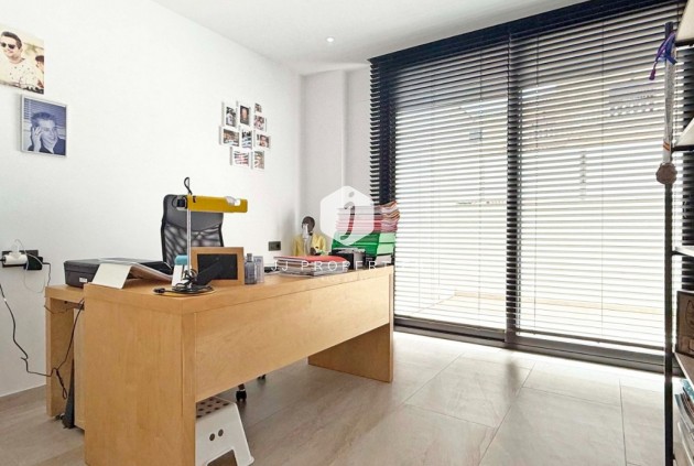 Segunda mano - Villa -
Orihuela Costa - Costa Blanca