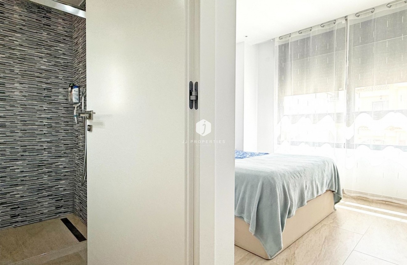 Segunda mano - Villa -
Orihuela Costa - Costa Blanca