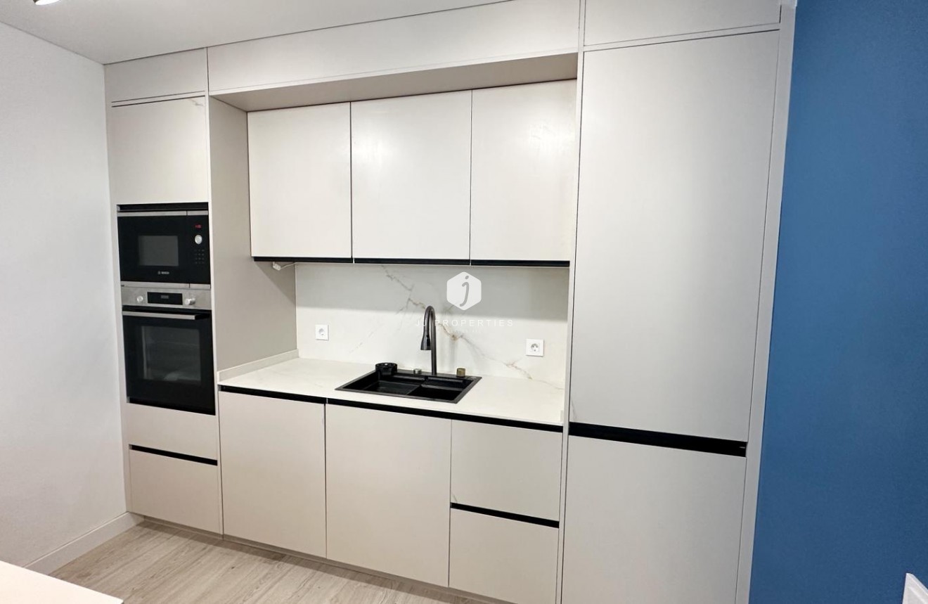 Segunda mano - Apartamento / piso -
Torrevieja - Costa Blanca