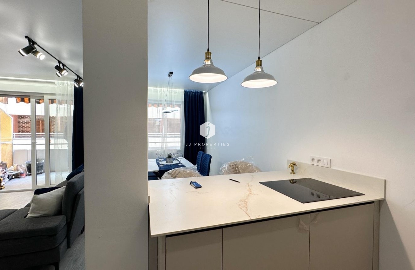 Segunda mano - Apartamento / piso -
Torrevieja - Costa Blanca