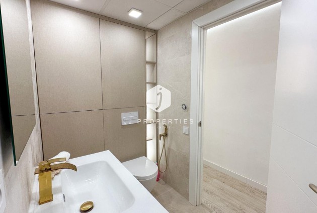 Segunda mano - Apartamento / piso -
Torrevieja - Costa Blanca