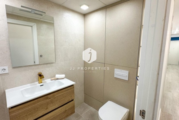 Segunda mano - Apartamento / piso -
Torrevieja - Costa Blanca