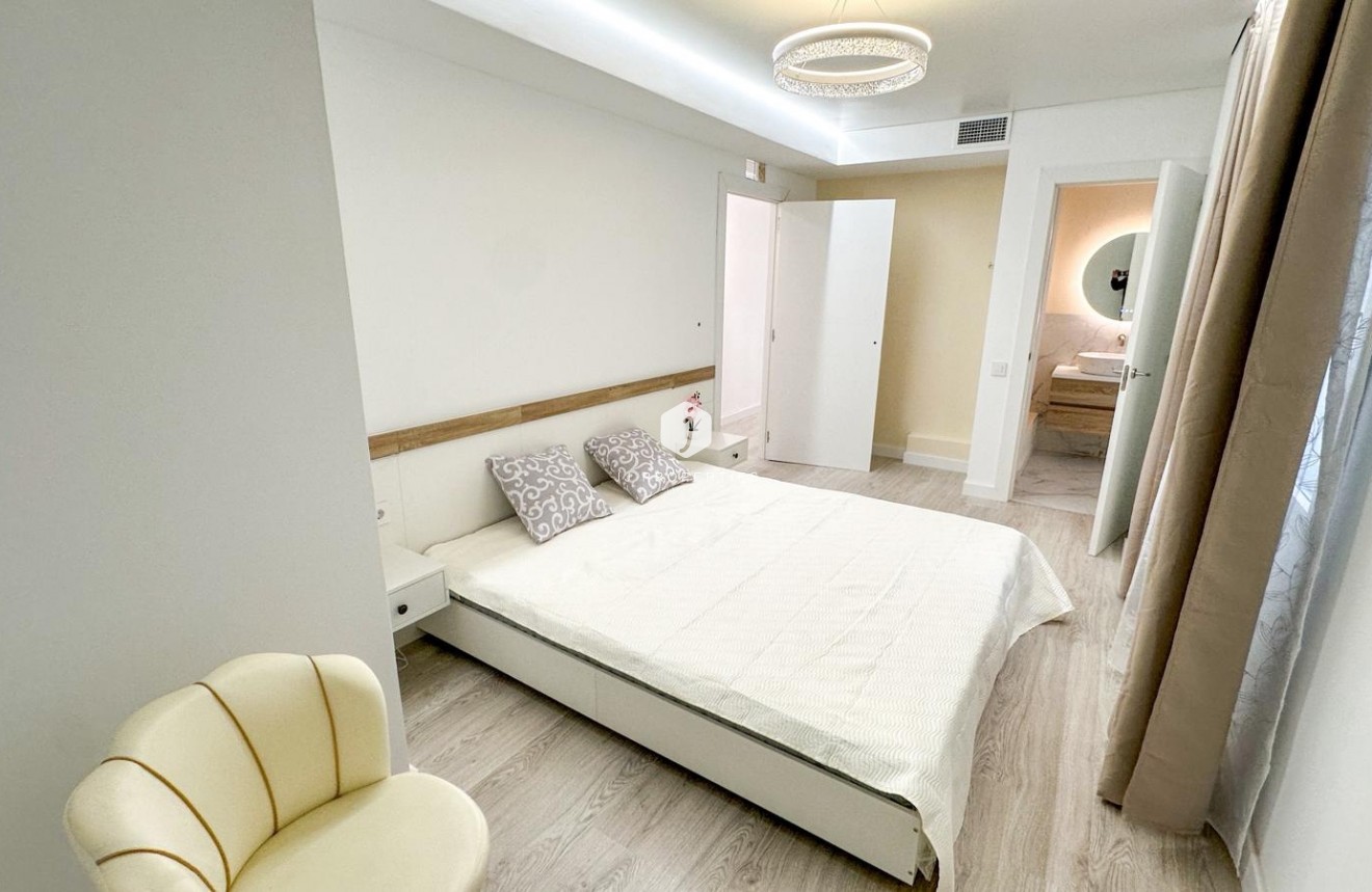 Segunda mano - Apartamento / piso -
Torrevieja - Costa Blanca