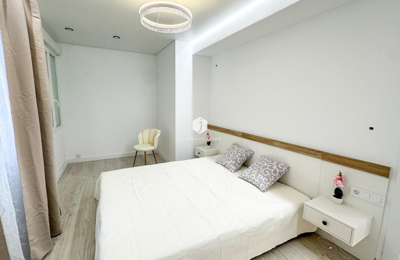 Segunda mano - Apartamento / piso -
Torrevieja - Costa Blanca