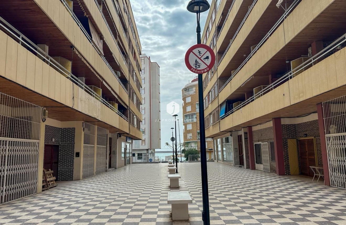 Segunda mano - Apartamento / piso -
Torrevieja - Costa Blanca