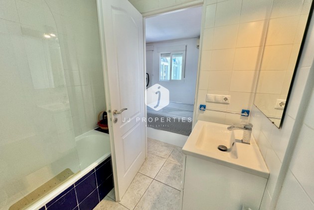 Resale - Villa -
Dolores - Comunidad Valenciana