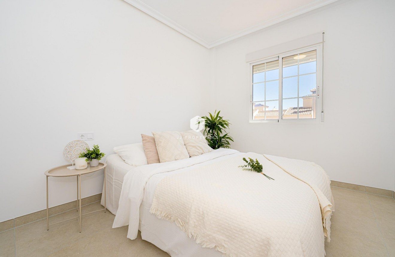 Segunda mano - Apartamento / piso -
Orihuela Costa - Lomas de Cabo Roig