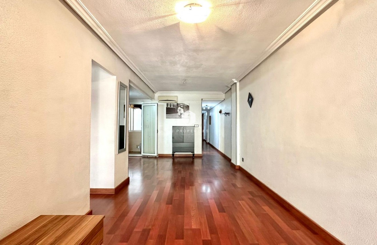 D'occasion - Appartement -
Torrevieja - Acequion